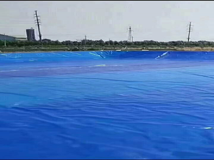 鱼塘选用HDPE土工膜作防渗层好处有哪些?
