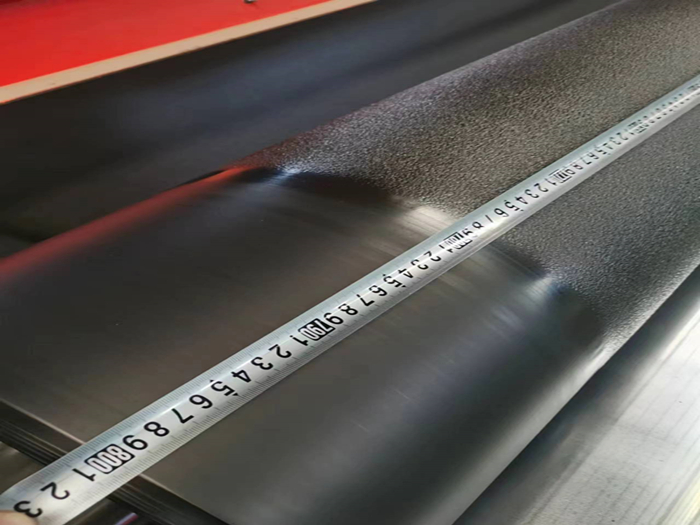 糙面土工膜产品有几种?有什么不同?