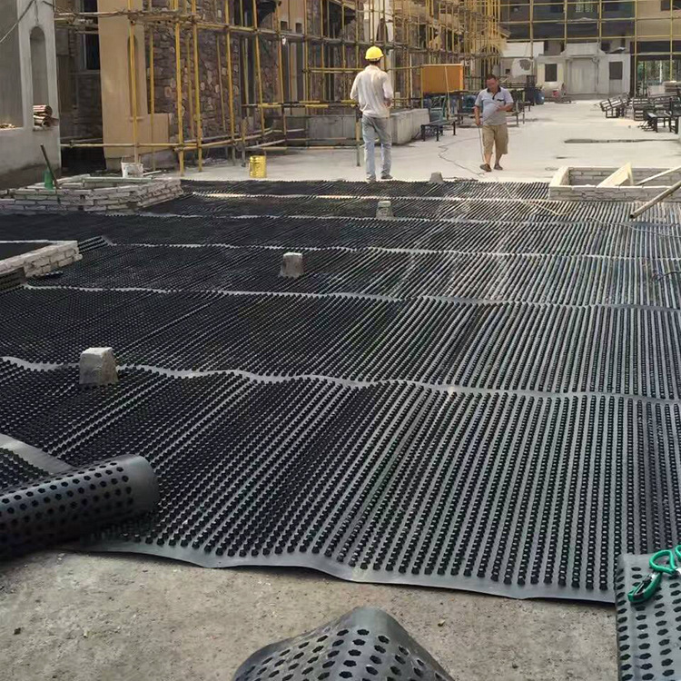 HDPE排水板是什么?在工程中发挥怎样的特点?