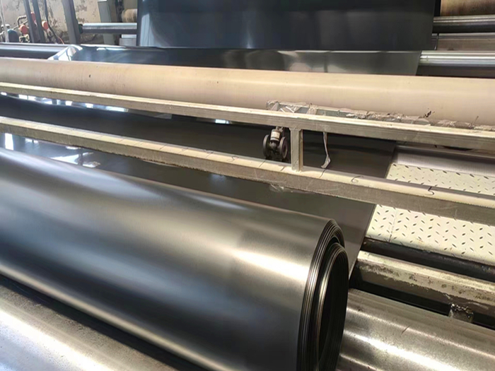 多层共挤土工膜是什么？