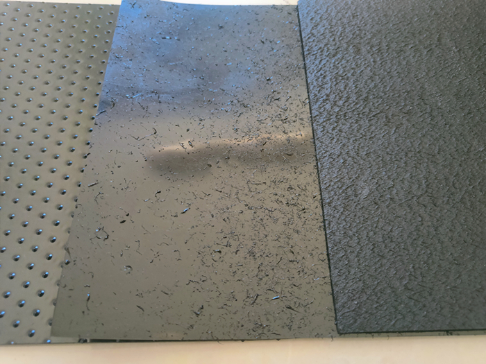 糙面土工膜有几种？